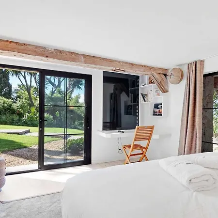La Pinede Villa *